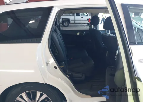 2017 Nissan Pathfinder S z USA, uszkodzony, nr VIN 5N1DR2MN7HC638972